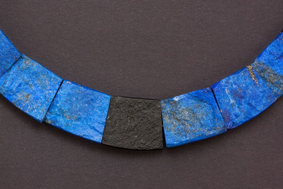 Bienfaits de la pierre de lapis lazuli