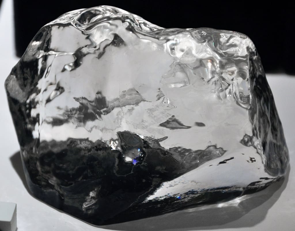 pedra de diamante negro natural