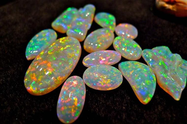 Opales - Comment les opales sont-elles formées ?