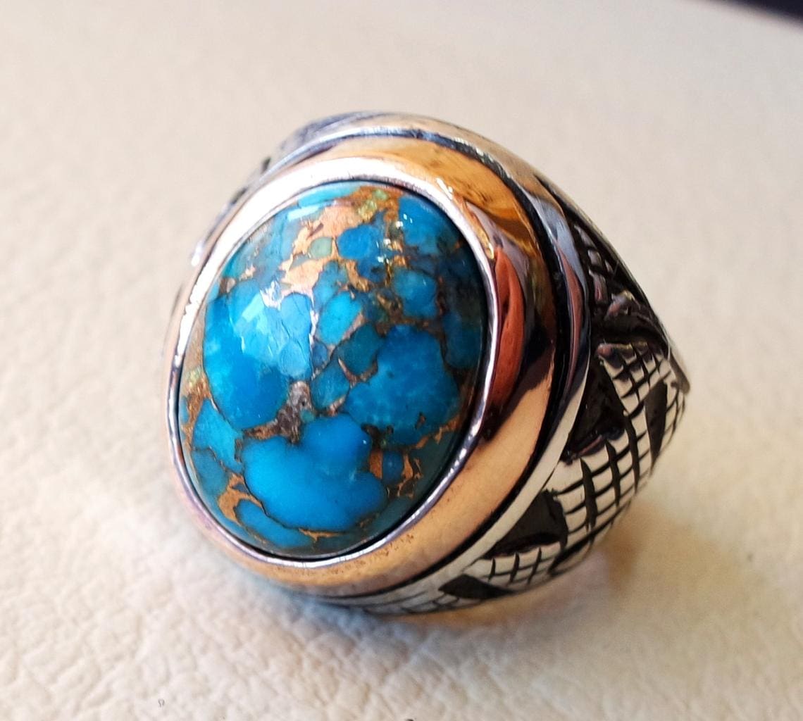خاتم فيروز أزرق ذو تصميم مميز